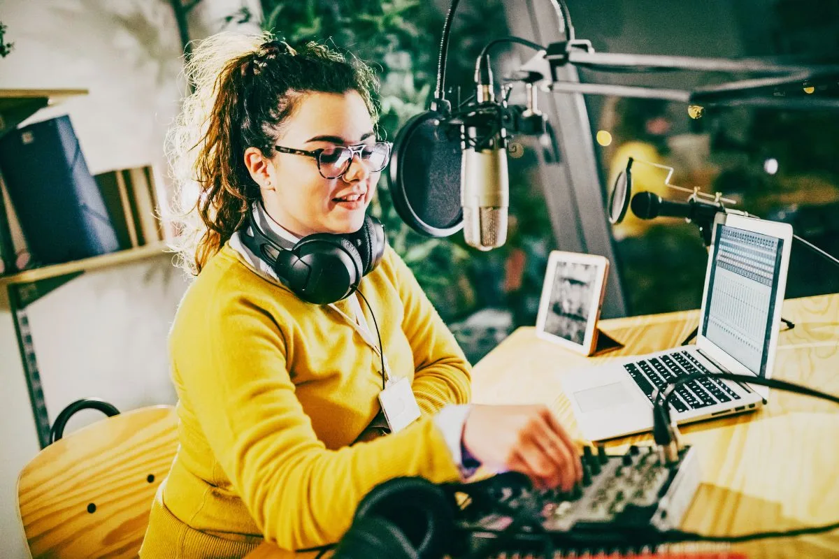 22 of The Best Interview Questions to Ask Your Podcast Guests